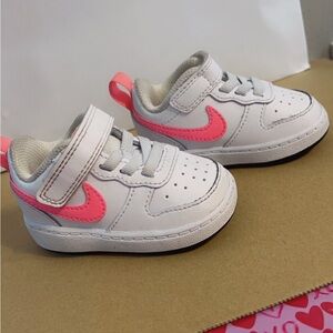 Nike White and Pink Velcro Sneakers